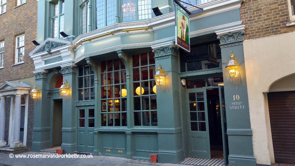 Dog-Friendly Pubs in Brighton & Hove: Your Complete Guide 1 The Walrus Brighton